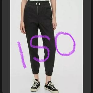 ISO : Gap High Rise Utility Cargo Joggers sz 4P or 6P